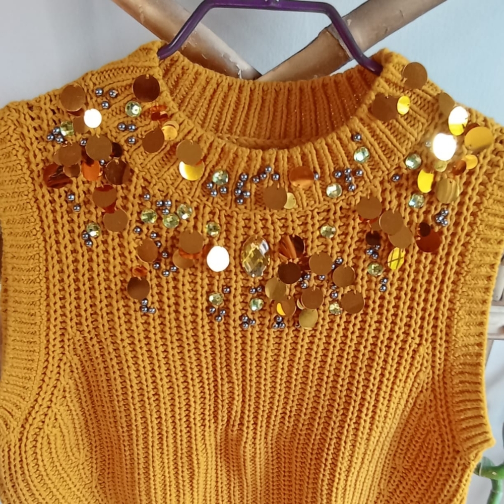 H&M Embellished Sequin Vest - Picture 2 of 16